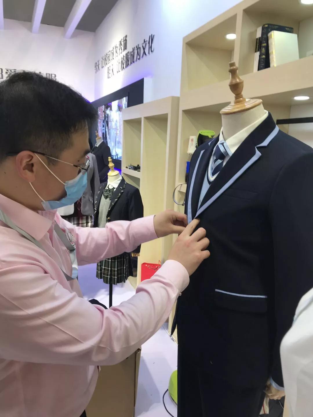同桌的你（DESKMATES）重磅亮相2019上海国际校服·园服展