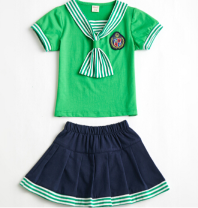 绿色校服