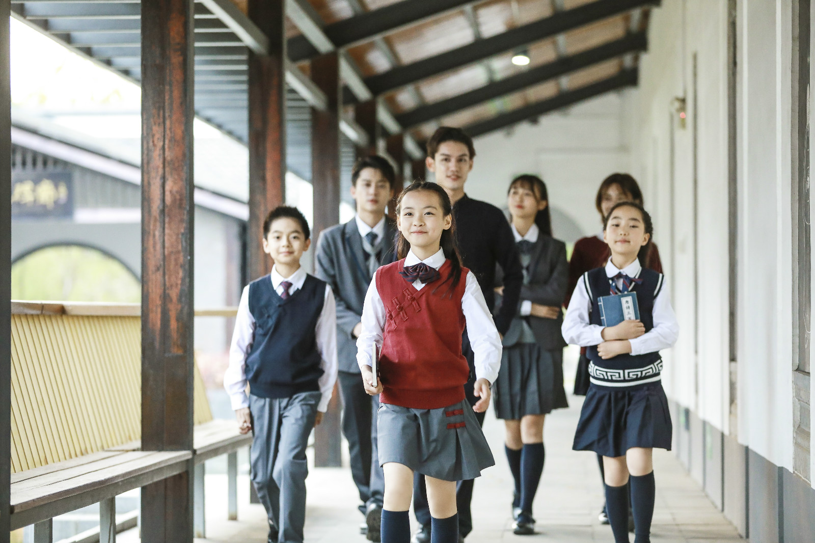 小学校服的面料设计