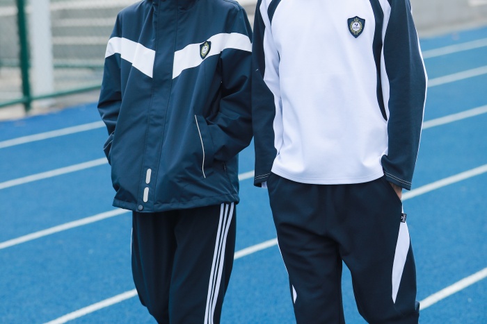 中小学生校服定制厂家
